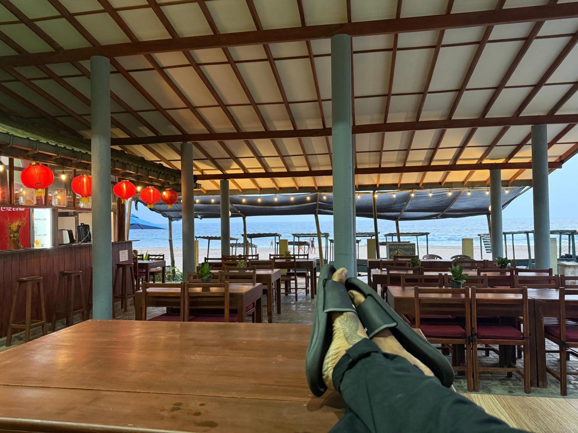 Serenade Beach Hotel Hikkaduwa Exterior photo